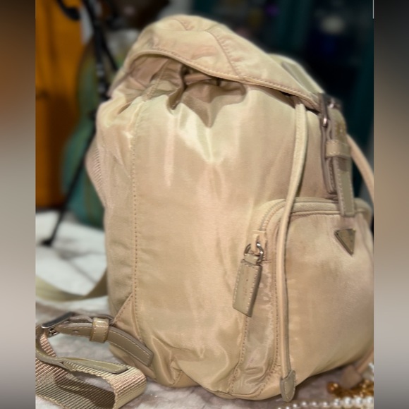 PRADA small Nylon classic Backpack - Picture 4 of 16